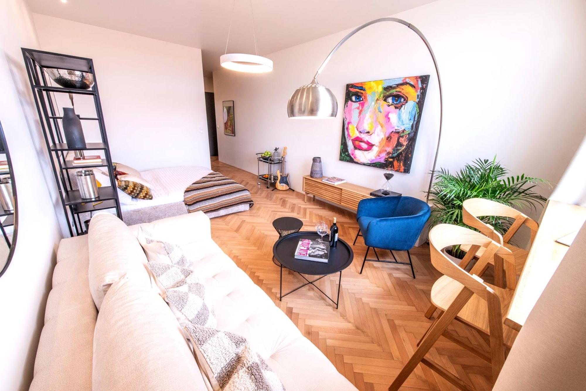 Apartment Sunny & Quiet In Peaceful Hood,metro Access